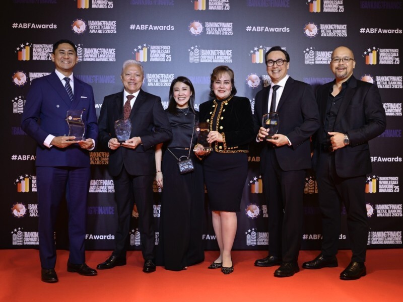 &nbsp;EastWest representatives at the 2025 Asian Banking & Finance Awards in Singapore. In the photo (from L-R )are Carlo Mariano, Head of Regional Sales, Financial Markets Distribution Group; Gerald Abrogar, Head of Investment Banking; Ivy Uy, Head of Branch Banking Group; Jacqueline Fernandez, President; Martin Reyes, Head of Marketing and Cash Management; and Gio Cruz, Head of Corporate Sales, Cash Management.