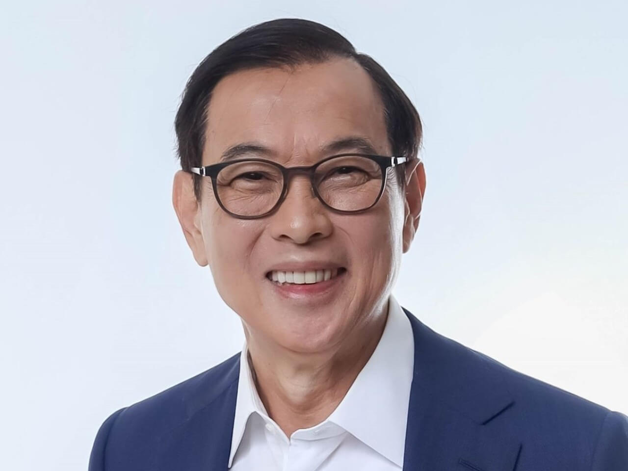 Dr. Tony Tan Caktiong&nbsp;Jollibee Group executive chair, founder, and chief taste officer&nbsp;