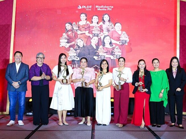 Present during the celebration were (from left) John Y. Palanca, SVP and head of home consumer business, PLDT Inc.; Rosalyn Mesina, country program coordinator, UN Women; Sheena Marie Mallari, owner of Jakesheen Homemade Spreads; Lanie Abanes Geronimo, owner of Ecobum Cloth Diapers; Melanie Medrano, owner of Gramworth Enterprises Inc.; Elsie Espiritu, owner of Kamagong Woodworks; Rambie Go, owner of Rambie&rsquo;s Collection; Ina Pineda, VP and head of marketing communications, PLDT Home, and Cheryl Maxine Loyola, AVP and head of public relations and brand advocacies, PLDT Home. | Contributed photo