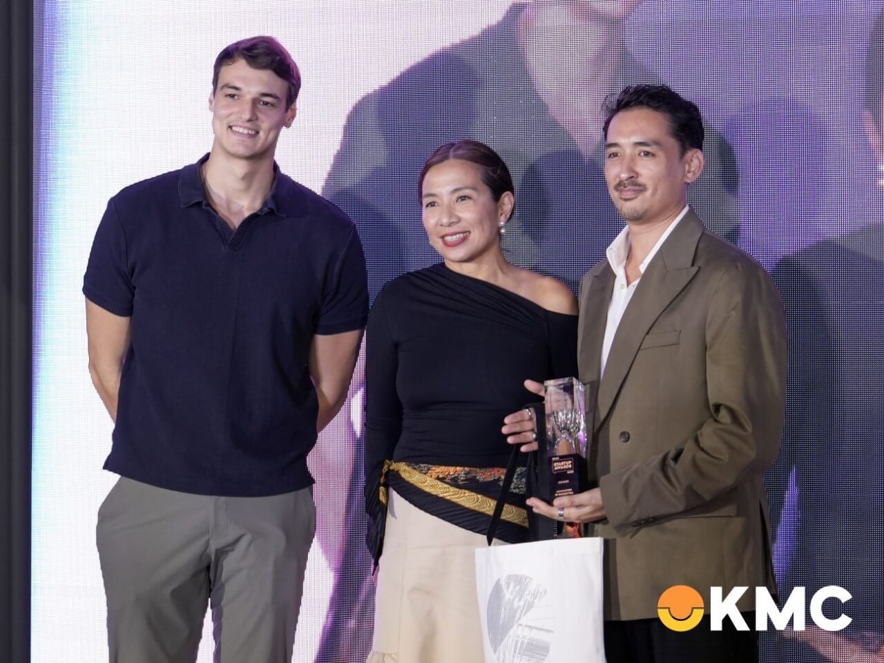 Dehusk owner Christophe Bariou claims bronze award for Innovation in Marketing and Customer Experience Excellence | Contributed photo