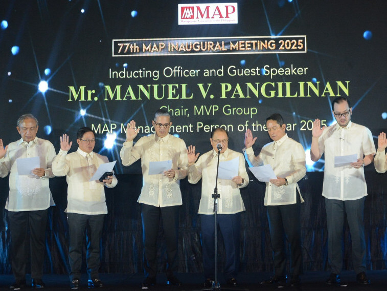 MVP Group Chair MANUEL V. PANGILINAN (6th from left) recently inducted MAP's 2025 Board of Governors led by ALFREDO &ldquo;Al&rdquo; S. PANLILIO (5th from left). The other members of the board are (l-r): &nbsp;MARIANNE &ldquo;Maan&rdquo; B. HONTIVEROS; RENE D. ALMENDRAS; GIL B. GENIO; WILSON P. TAN; MICHAEL &ldquo;Mike&rdquo; T. TOLEDO; PAOLO F. BORROMEO; NOEL P. BONOAN; and REX C. DRILON II. CLICK TO SEE FULL IMAGE/Contributed Photo