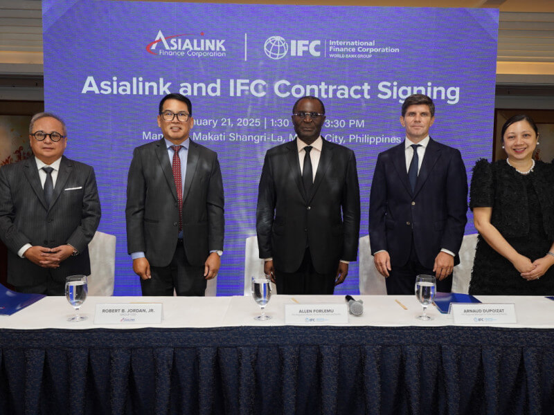 From left: Ruben Y. Lugtu II, chair of Asialink Finance Corp.; Robert B. Jordan Jr., CEO, Asialink Group of Companies; Allen Formelu, FIG Regional Industry Director for Asia and Pacific, IFC; Arnaud Dupoizat, FIG Regional Manager for East Asia and Pacific,  IFC; Aileen Theresa Ruiz-Zarate, Senior Investment Officer and FIG Philippines Country Actor, IFC./Photo from Asialink 