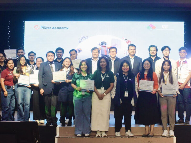 MPA president Nixon G. Hao (top row, starting 7th from left). With him are (top row, starting 8th from left to right) Meralco SVP and chief human resources officer Edgardo V. Carasig, Meralco EVP and COO  Ronnie L. Aperocho, and MPA executive director Ian Chester V. Colorina, and representatives of the participating STEM schools./Contributed photo. (Click on the photo to view full image)