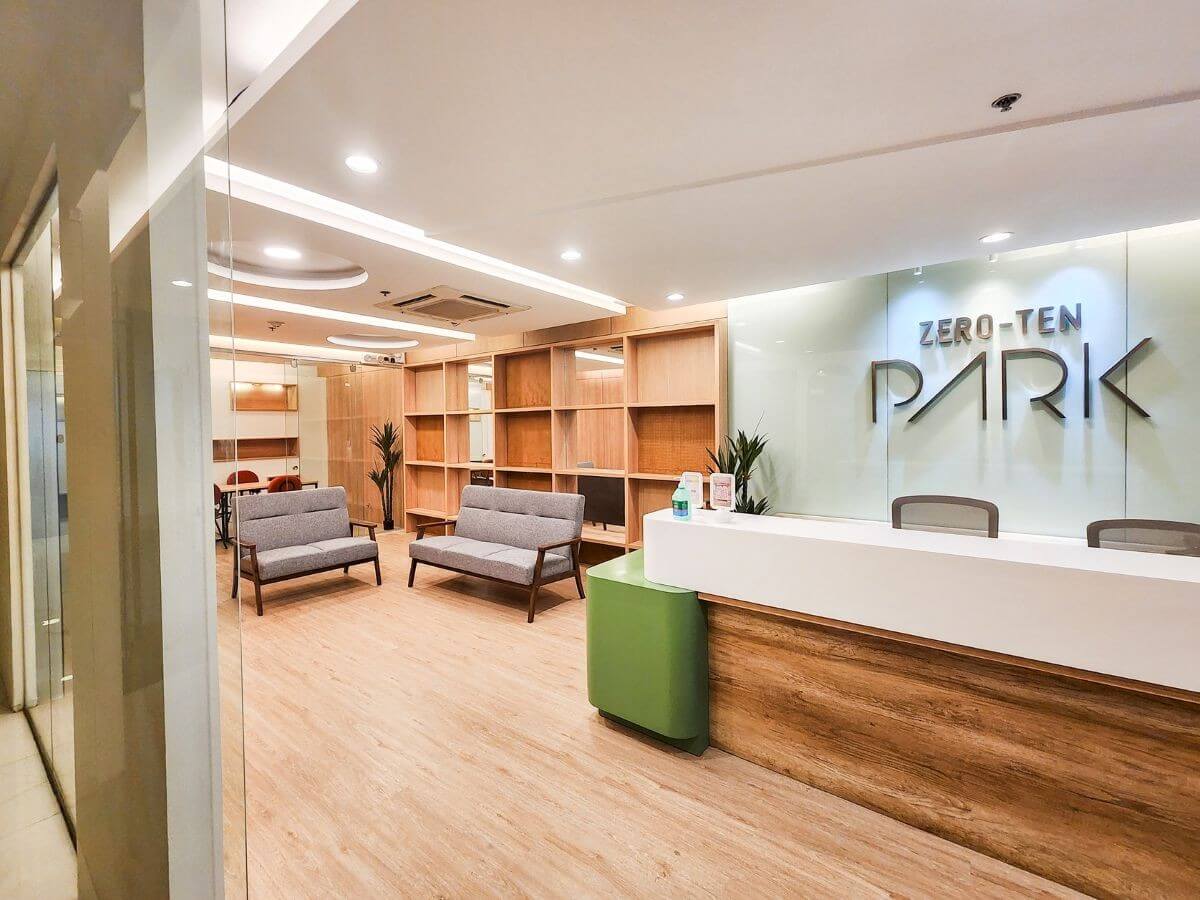 Zero-Ten Park Makati, front desk| Contributed photo
