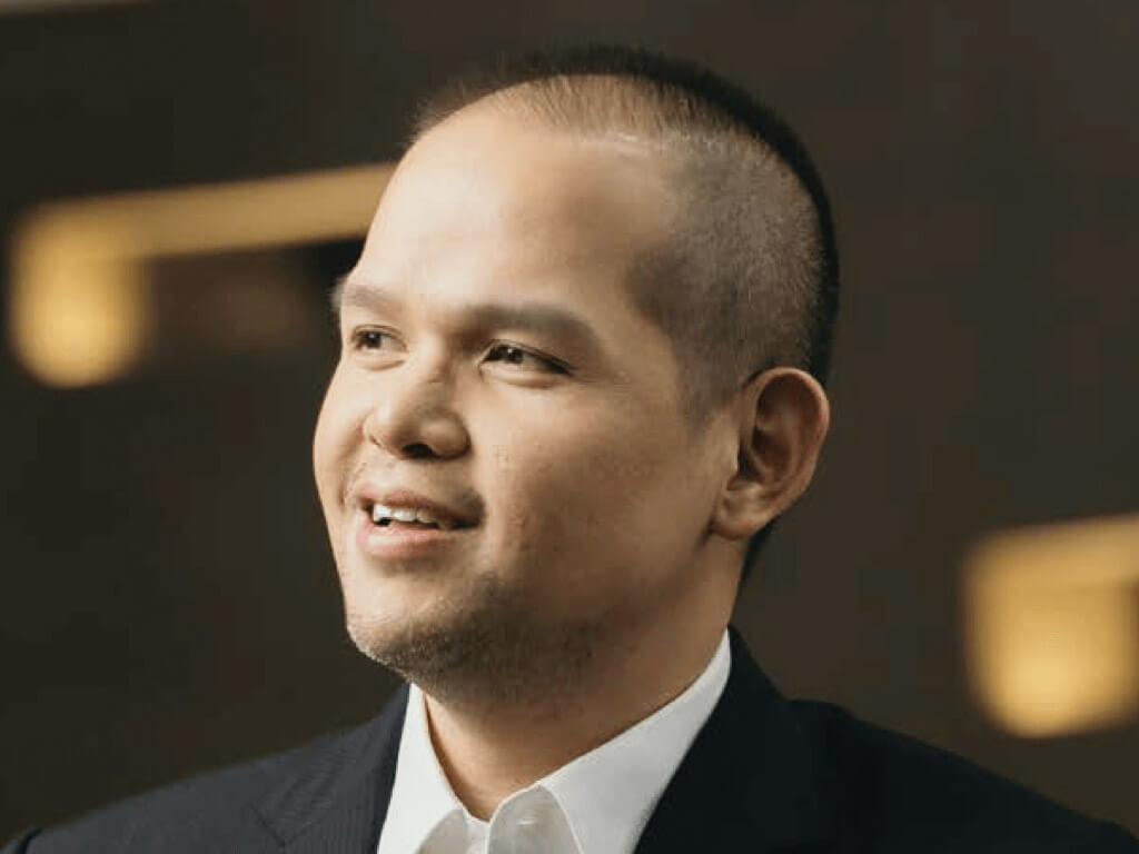 How Ramon Ang Started Tycoon Ramon Ang cedes SMC presidency to son Paul after 22 years